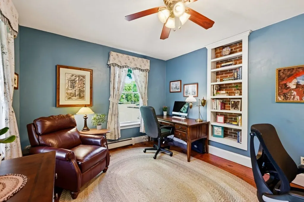 295 Wadleigh Falls Road Lee NH 03861