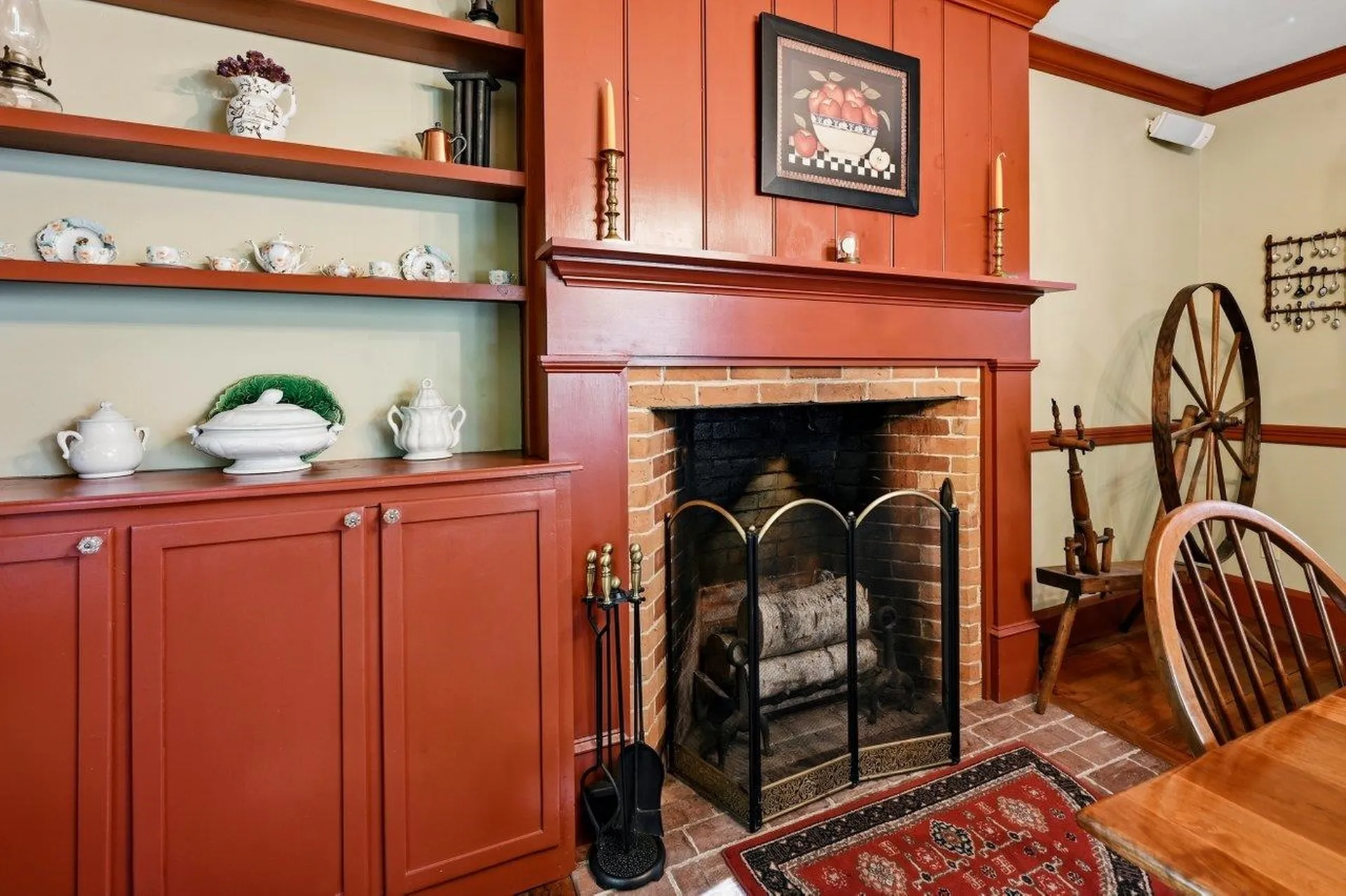 295 Wadleigh Falls Road Lee NH 03861