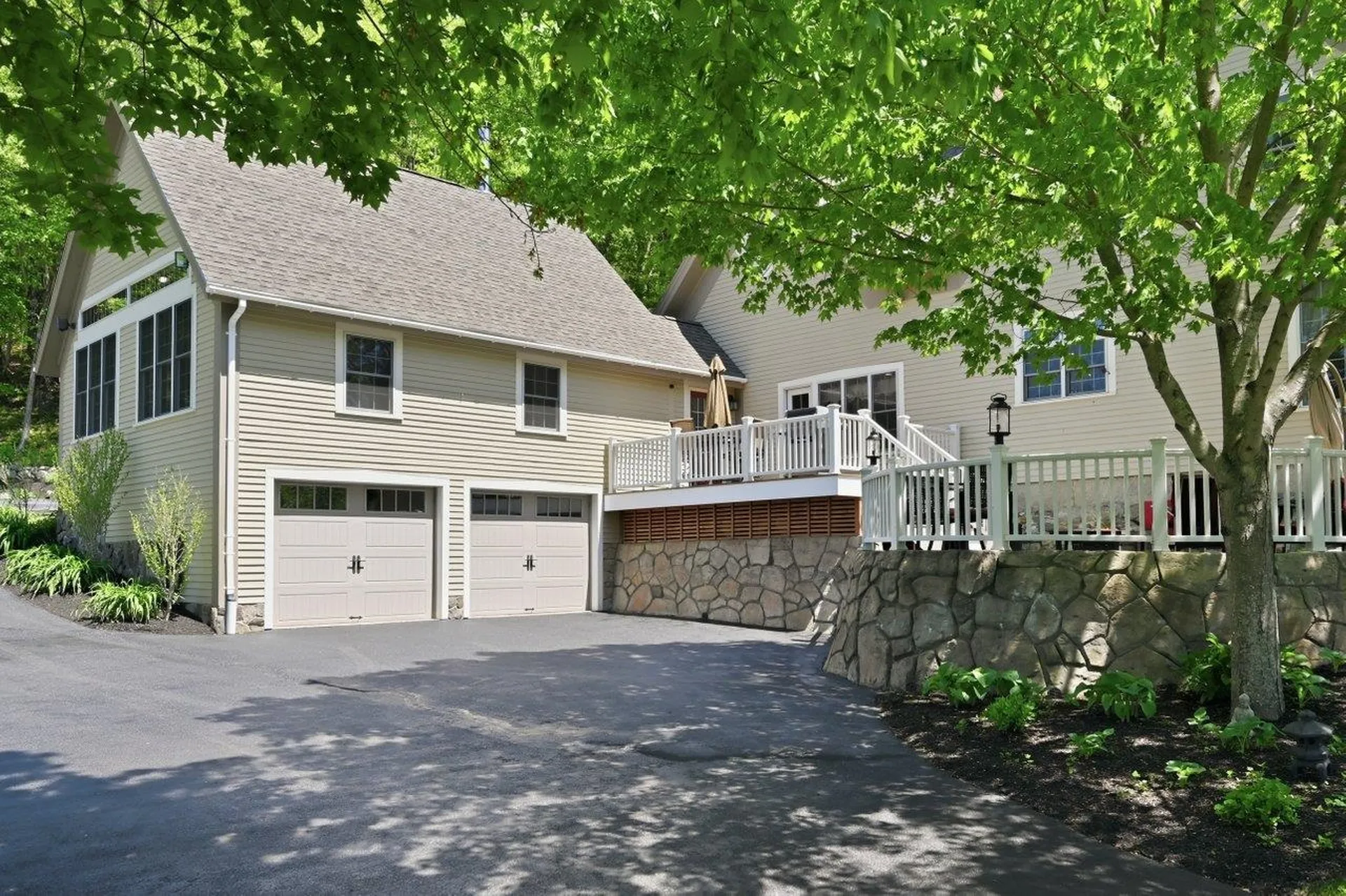 295 Wadleigh Falls Road Lee NH 03861