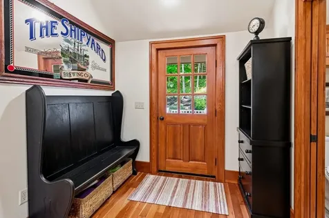 295 Wadleigh Falls Road Lee NH 03861