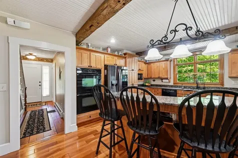 295 Wadleigh Falls Road Lee NH 03861