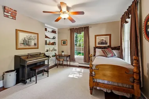 295 Wadleigh Falls Road Lee NH 03861