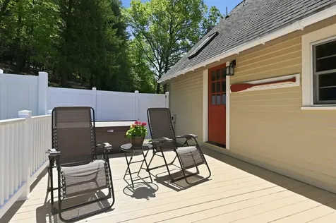 295 Wadleigh Falls Road Lee NH 03861