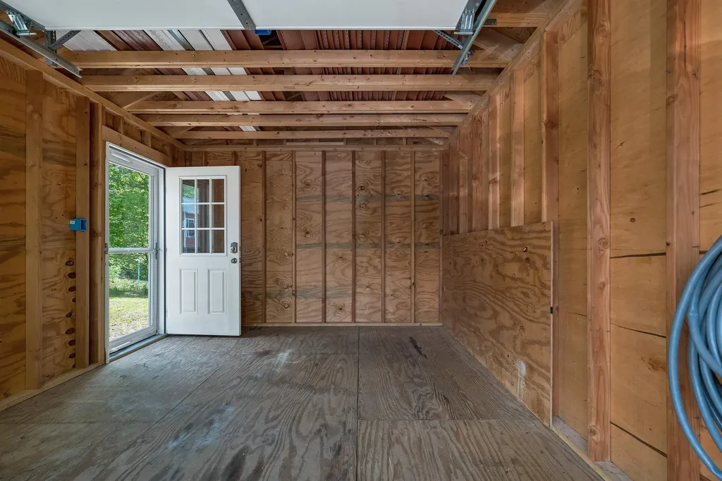 357 Robinhood Drive Wakefield NH 03872