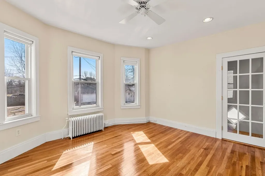 41-43 Highland Avenue Chelmsford MA 01863