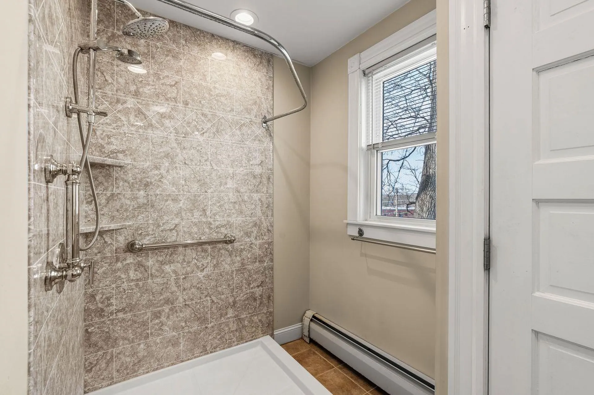 41-43 Highland Avenue Chelmsford MA 01863