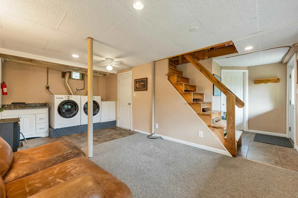 69 Ledge Road Croydon NH 03773