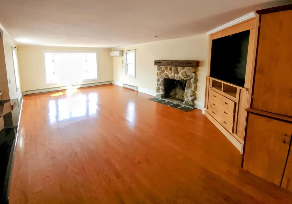 18 Littlefield Court North Berwick ME 03906