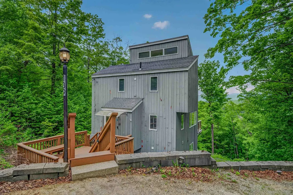 139 Summit Drive Campton NH 03223