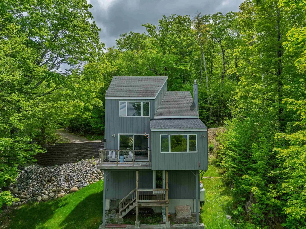 139 Summit Drive Campton NH 03223