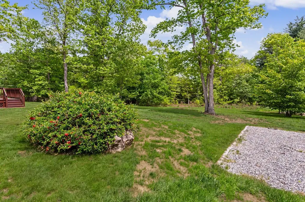 14 Karolina Lane Bedford NH 03110