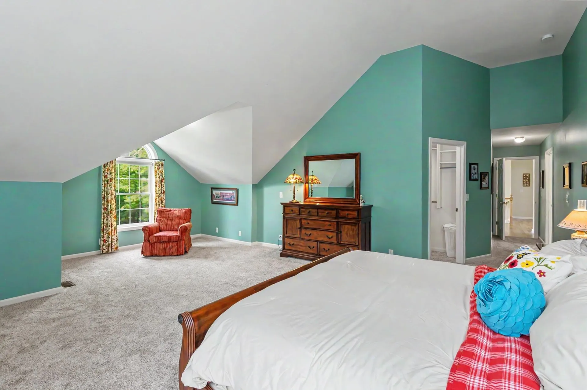 14 Karolina Lane Bedford NH 03110