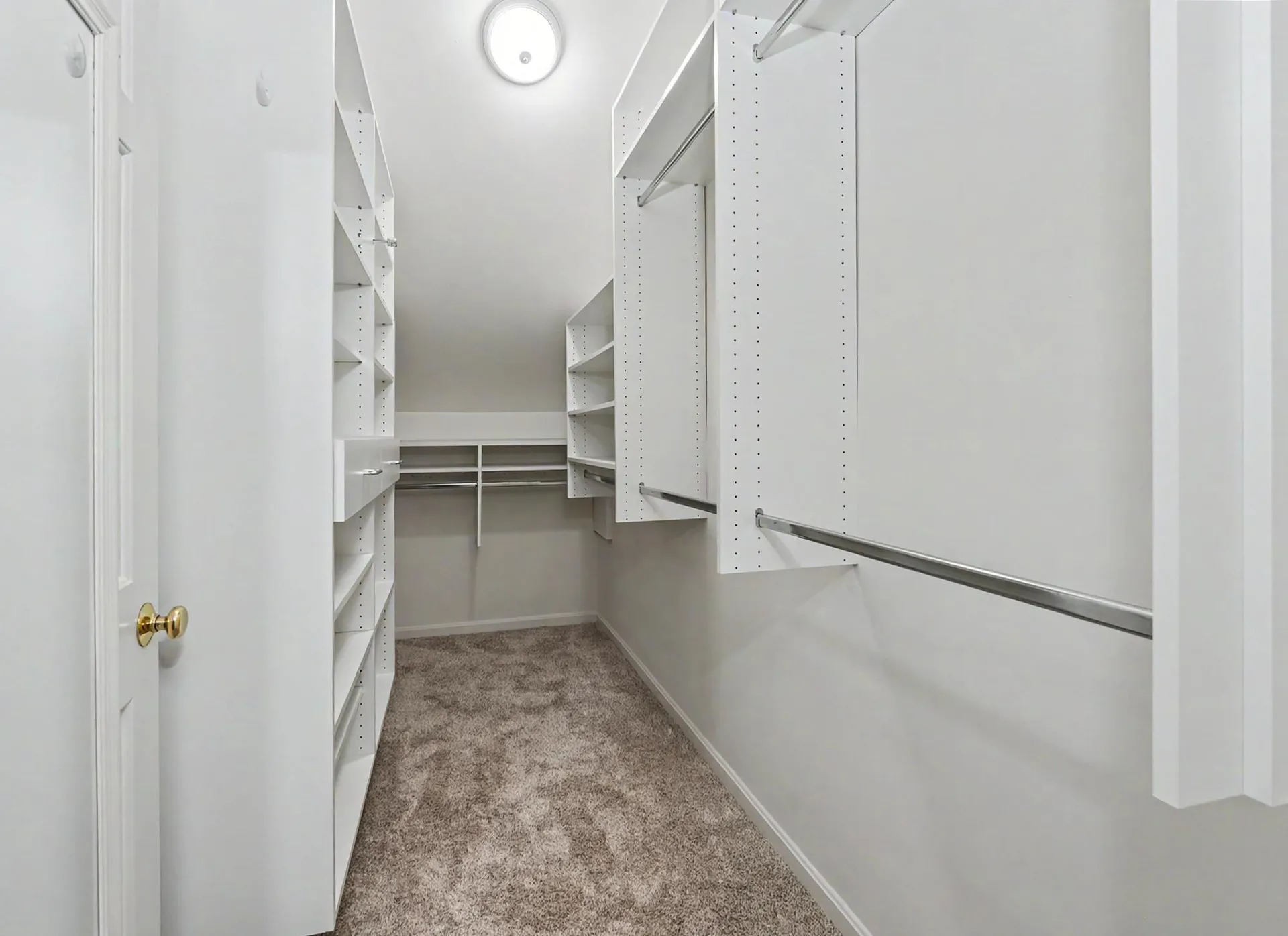 14 Karolina Lane Bedford NH 03110