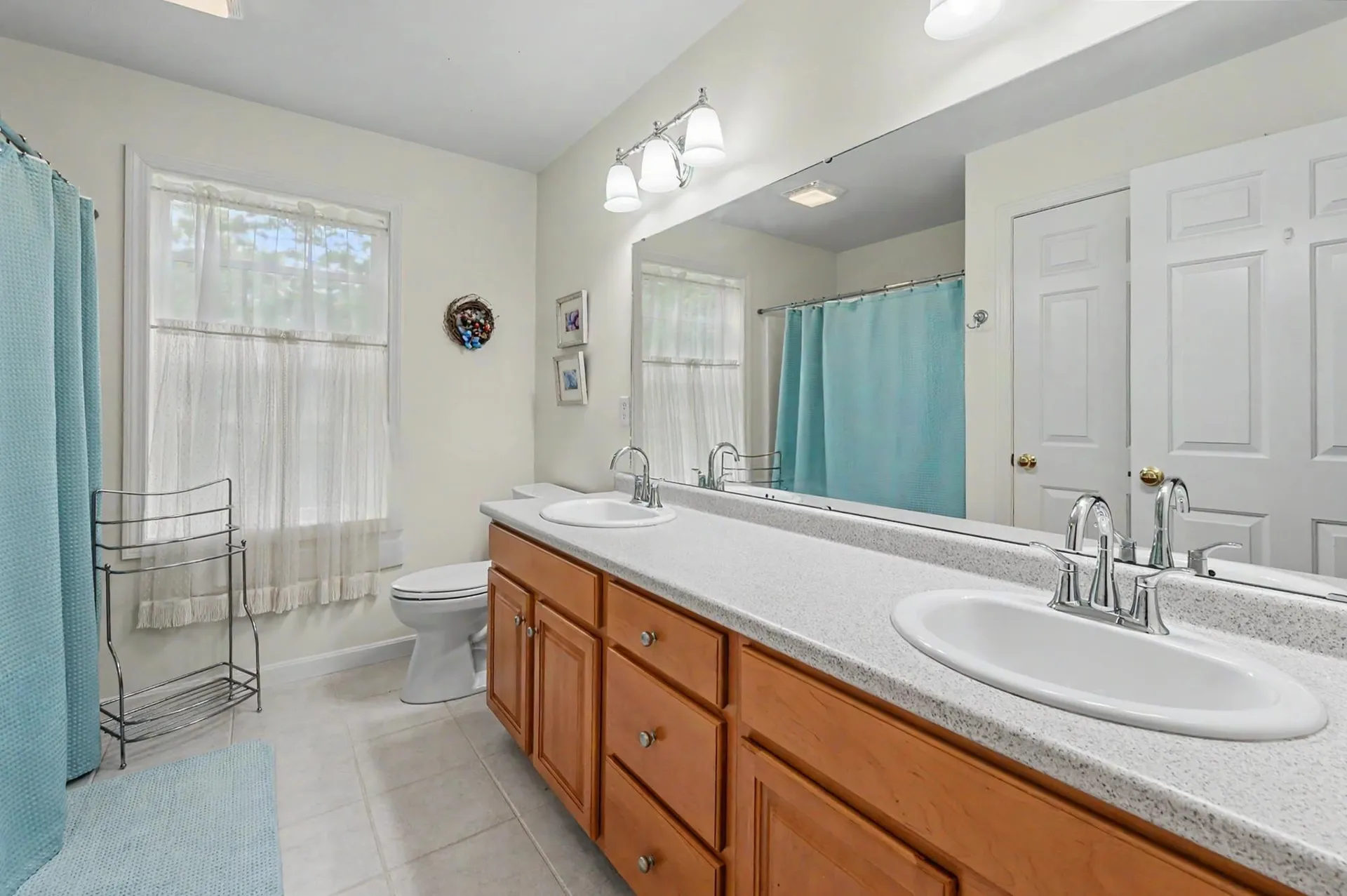 14 Karolina Lane Bedford NH 03110