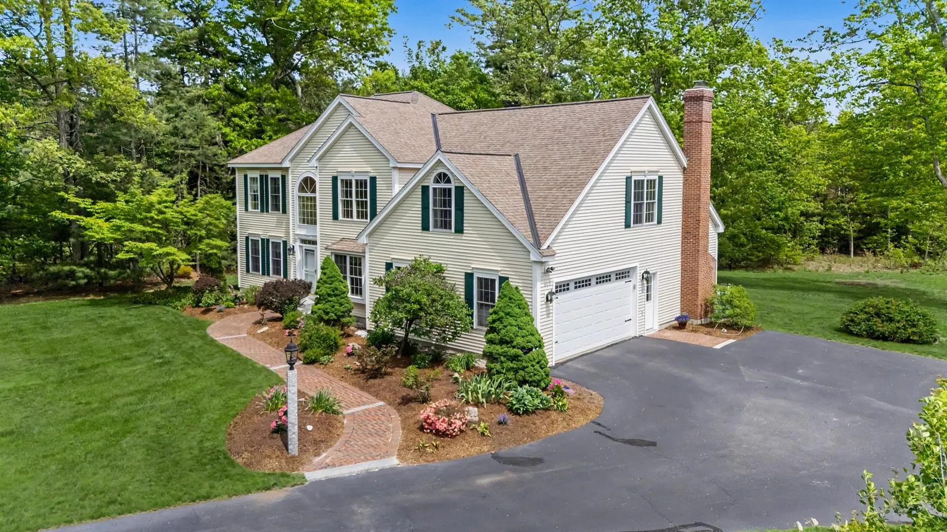 14 Karolina Lane Bedford NH 03110