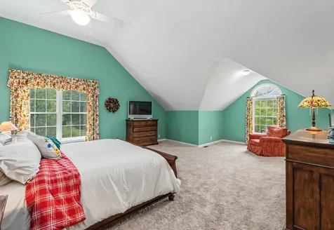 14 Karolina Lane Bedford NH 03110