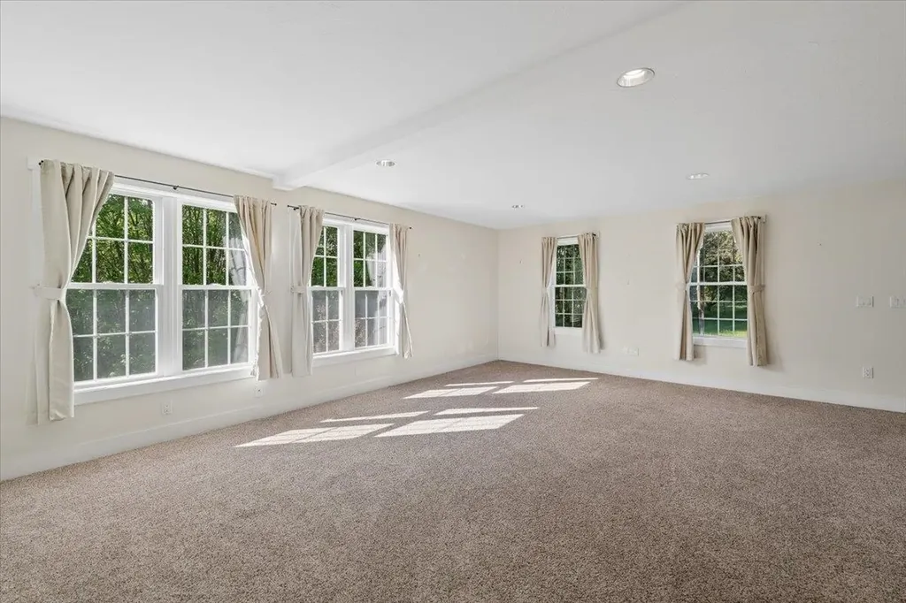 23 Hussey Hill Road Rochester NH 03867