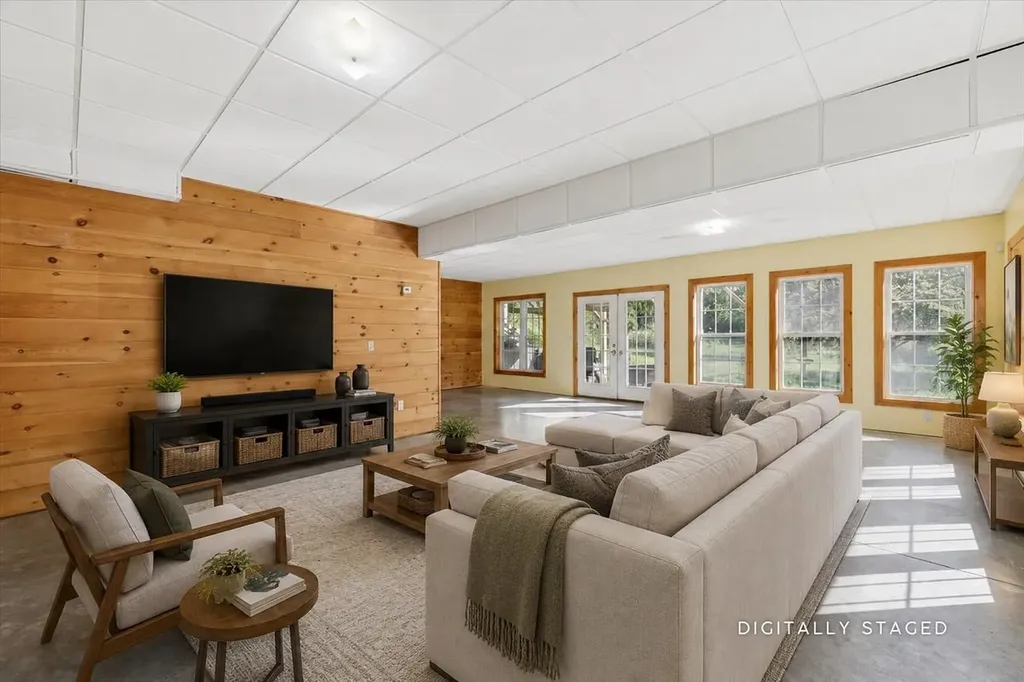 23 Hussey Hill Road Rochester NH 03867
