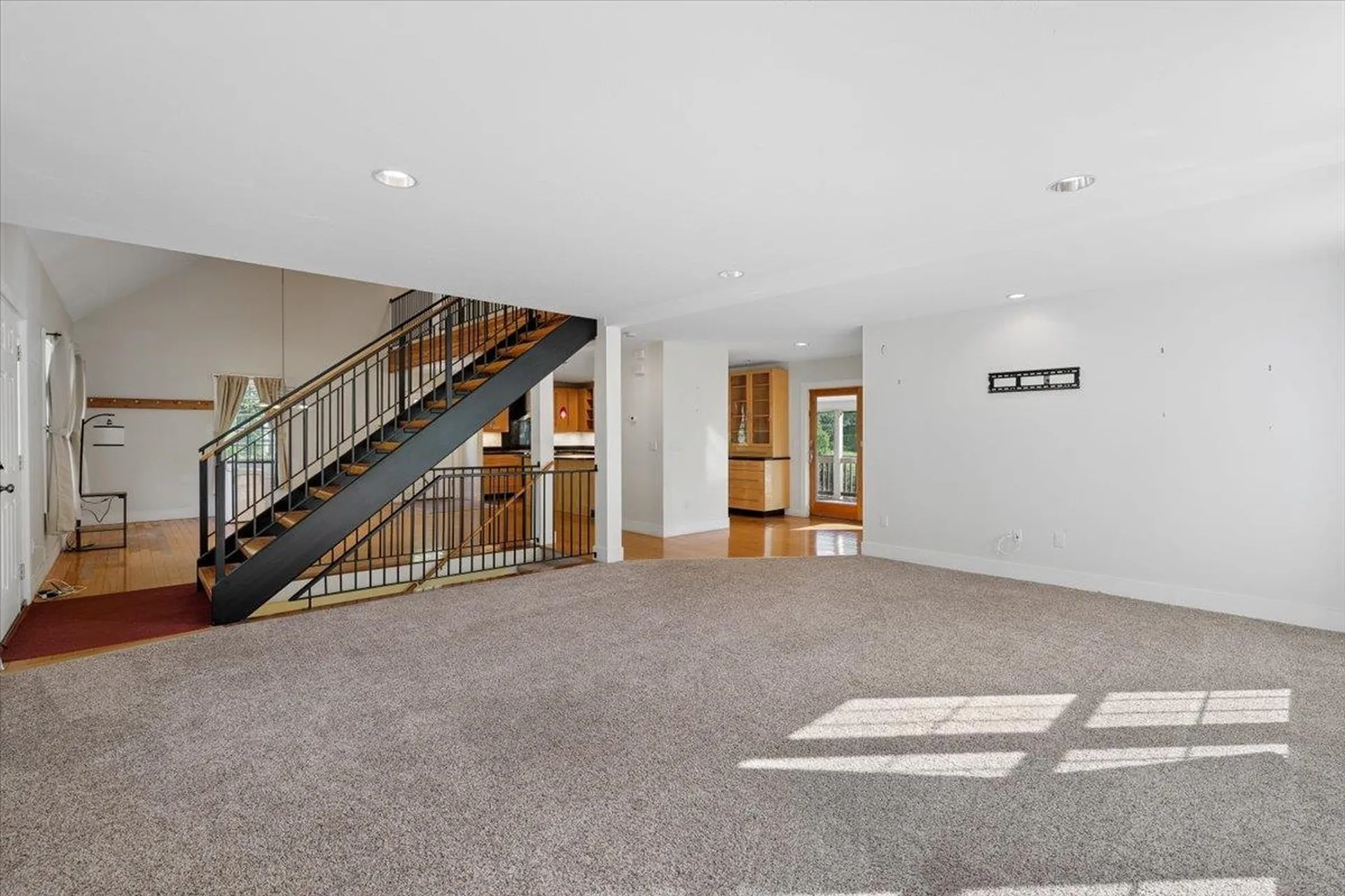 23 Hussey Hill Road Rochester NH 03867