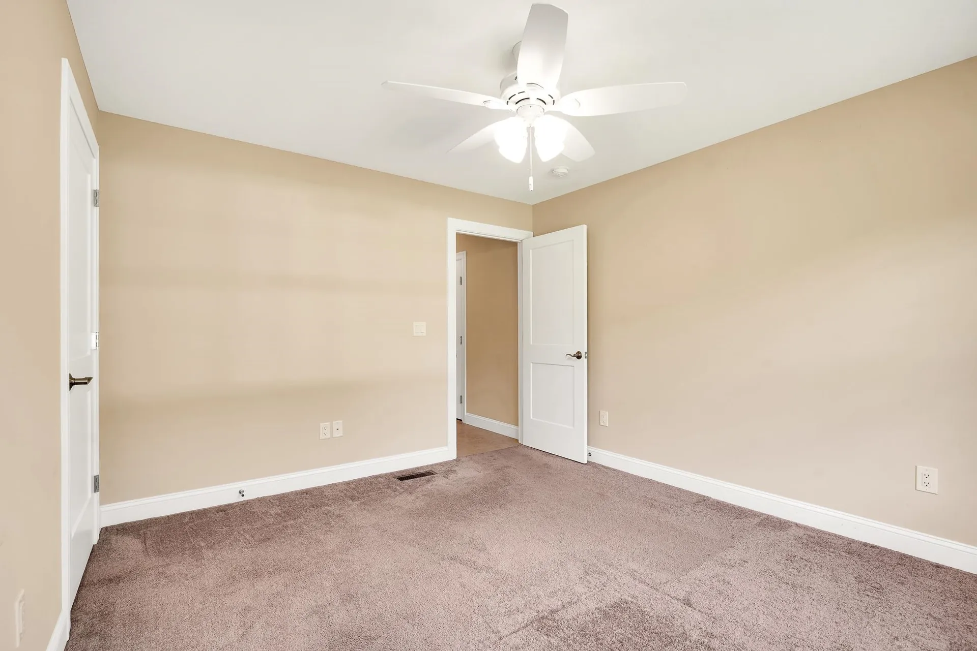 14 Cattail Circle Somersworth NH 03878