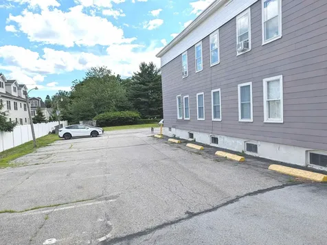 685 Massabesic Street Manchester NH 03103