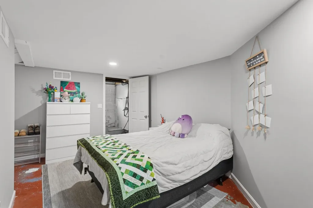 44 Forest Street Claremont NH 03743