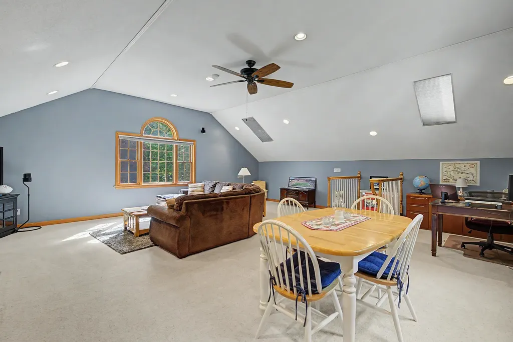 50 Webster Avenue Pelham NH 03076