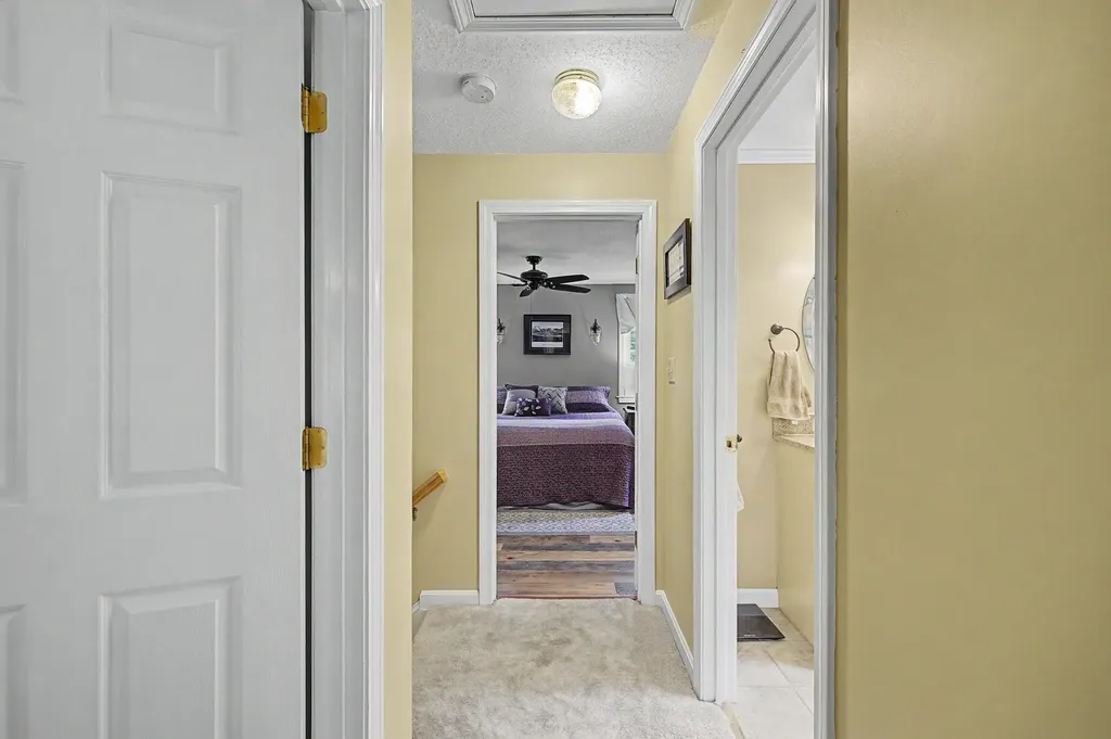 50 Webster Avenue Pelham NH 03076