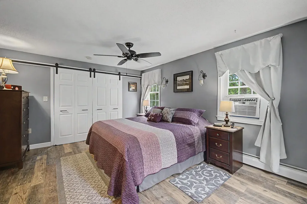 50 Webster Avenue Pelham NH 03076