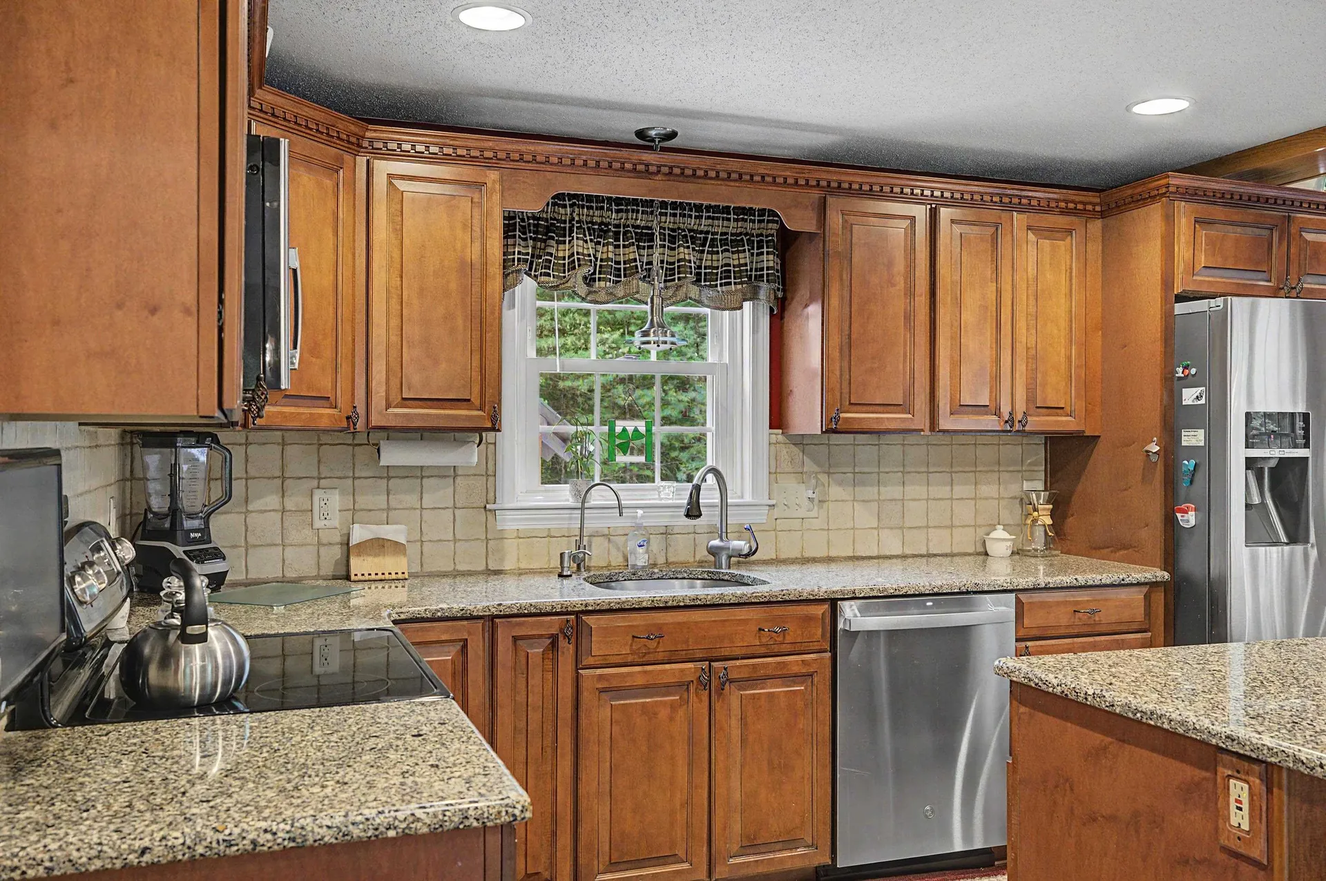 50 Webster Avenue Pelham NH 03076