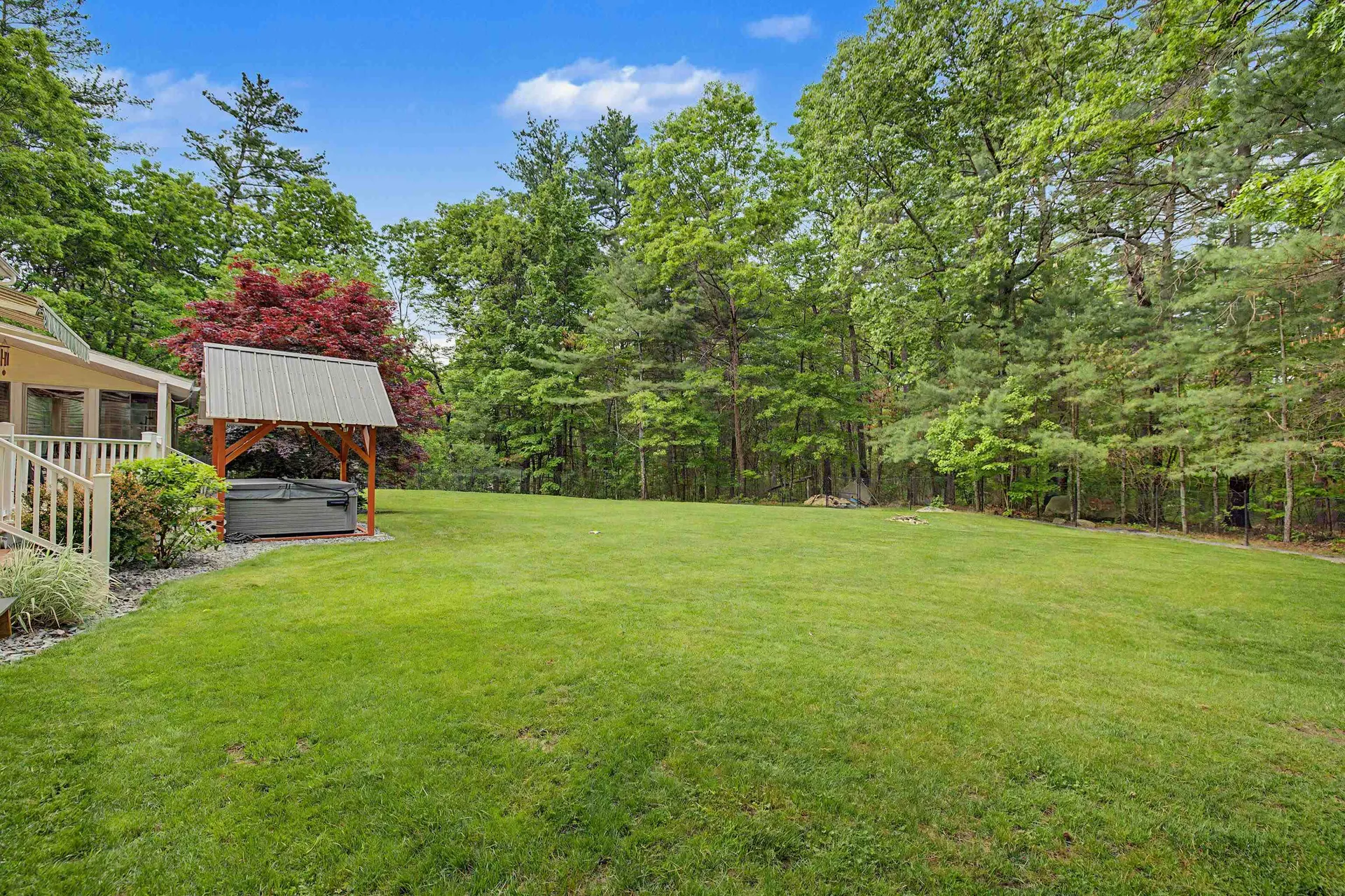 50 Webster Avenue Pelham NH 03076
