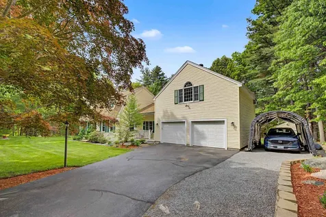 50 Webster Avenue Pelham NH 03076