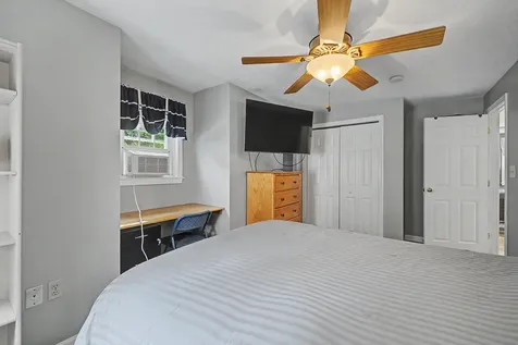 50 Webster Avenue Pelham NH 03076