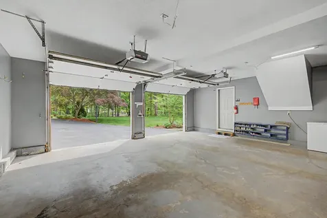 50 Webster Avenue Pelham NH 03076