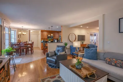 2 Lowther Place Nashua NH 03062