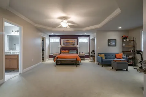 2 Lowther Place Nashua NH 03062