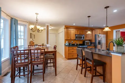 2 Lowther Place Nashua NH 03062
