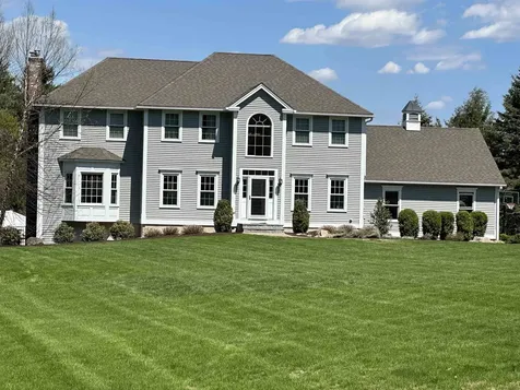 75 Pasture Lane Bedford NH 03110
