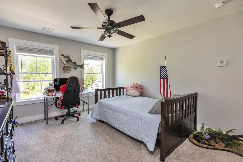 296 Spring Hill Road Sharon NH 03458
