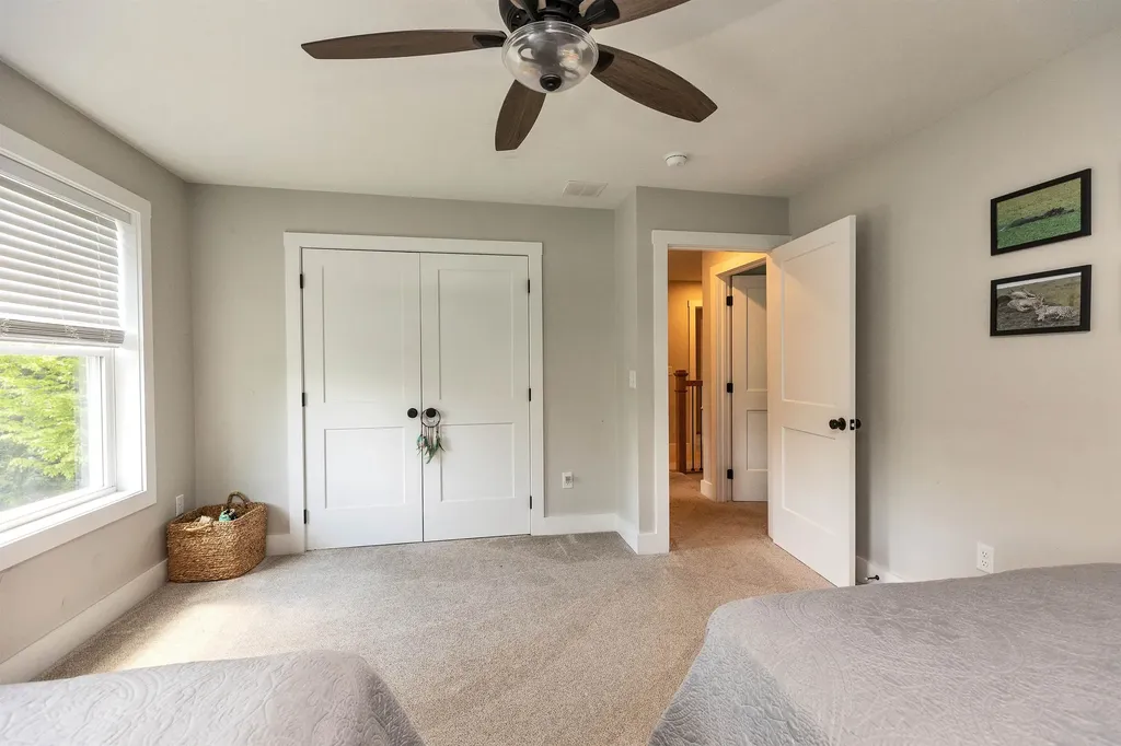 296 Spring Hill Road Sharon NH 03458