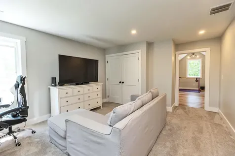 296 Spring Hill Road Sharon NH 03458