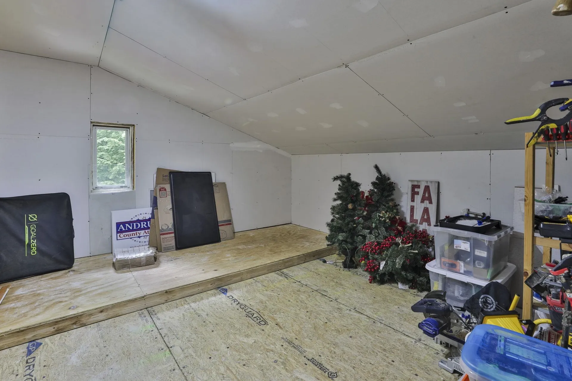 17 Piscataqua Road Concord NH 03301