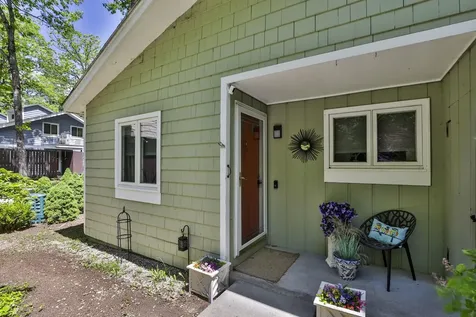 17 Piscataqua Road Concord NH 03301