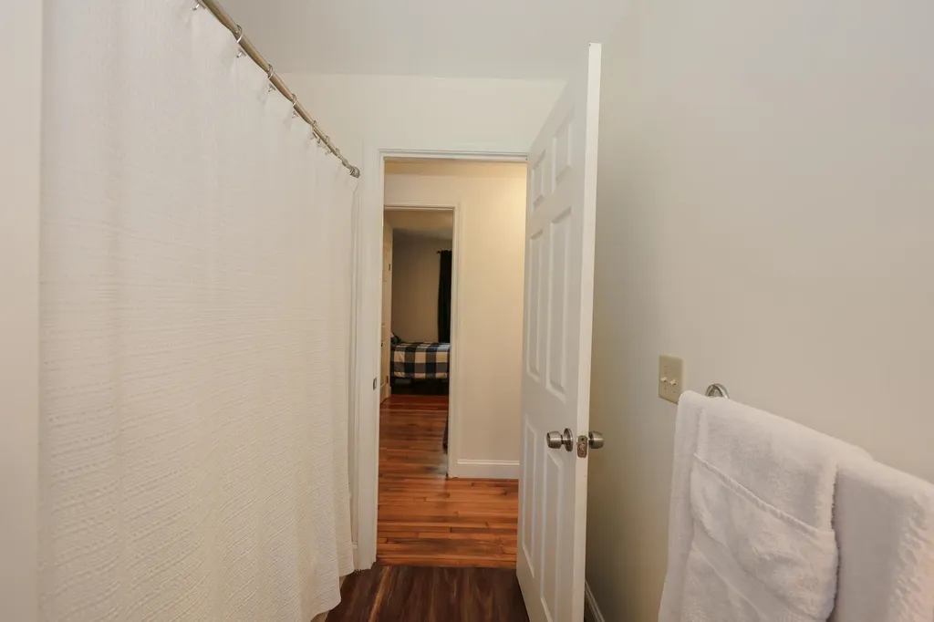 12 Ponemah Hill Road Amherst NH 03031