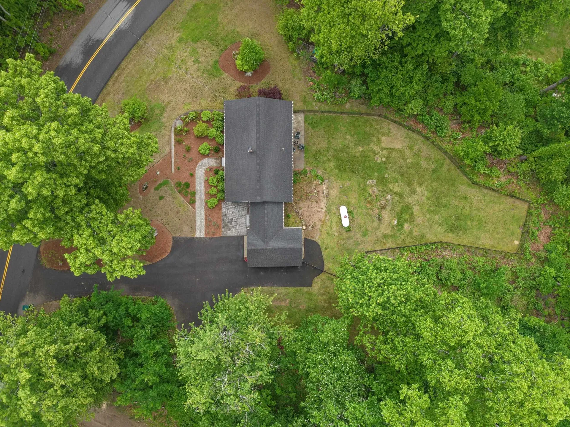 12 Ponemah Hill Road Amherst NH 03031