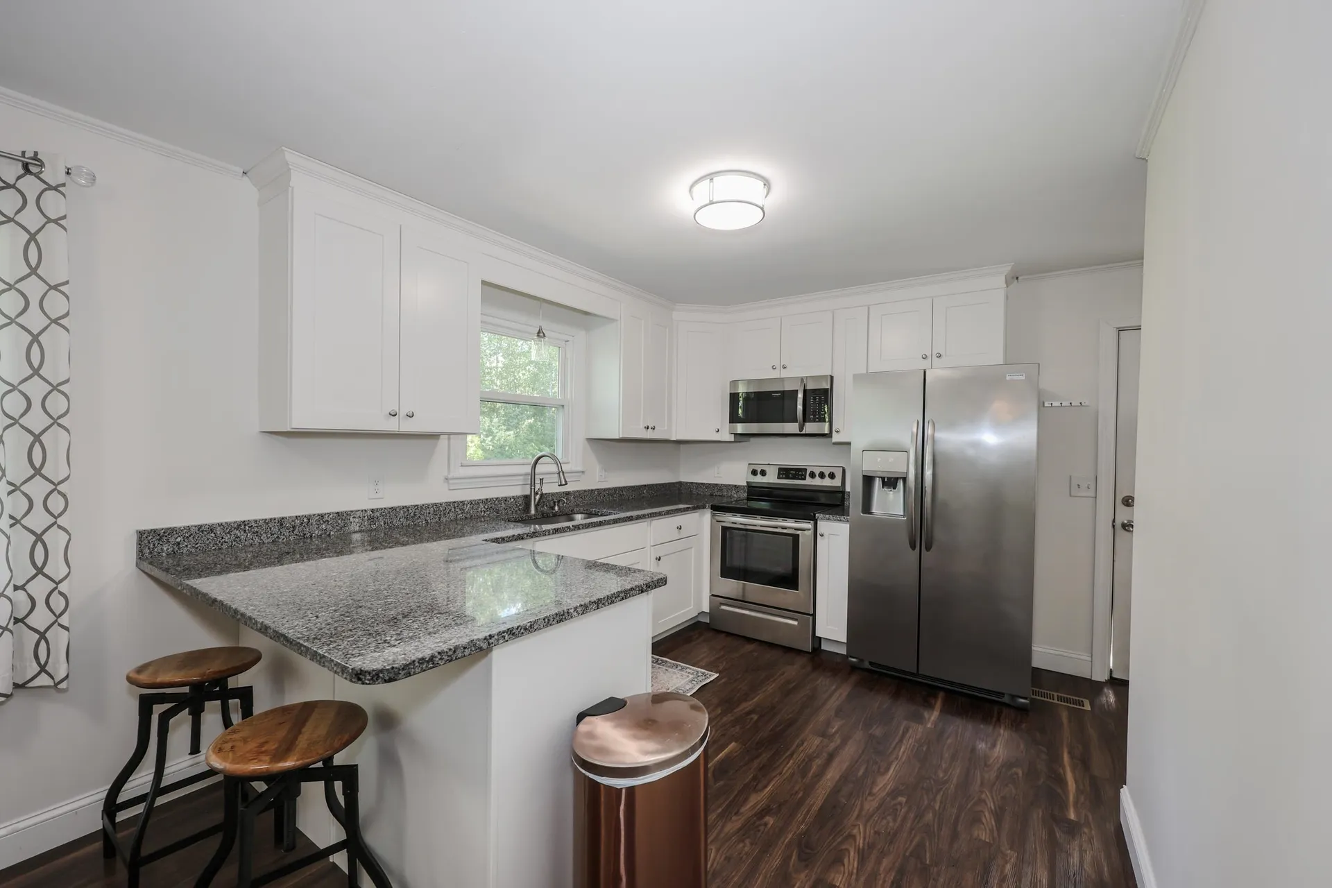 12 Ponemah Hill Road Amherst NH 03031