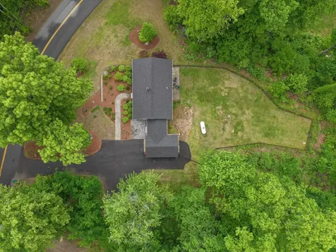 12 Ponemah Hill Road Amherst NH 03031