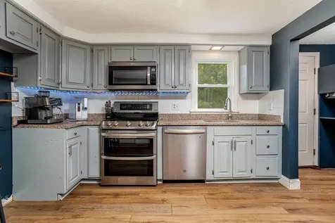 67 Tsienneto Road Derry NH 03038