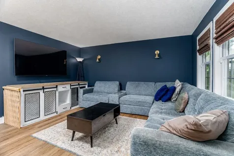 67 Tsienneto Road Derry NH 03038
