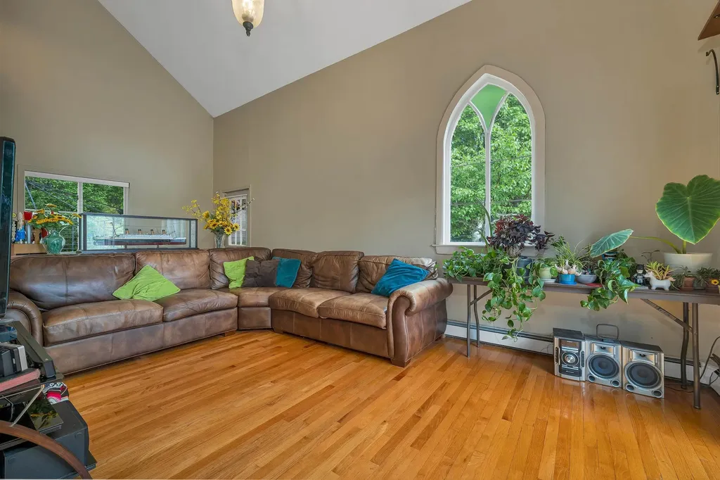 495 North Shore Road Chesterfield NH 03462